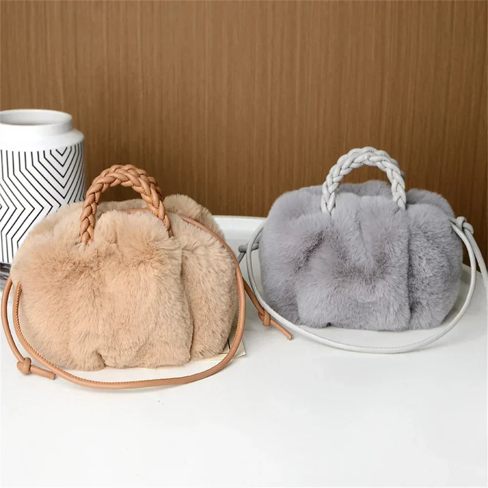 Essy | Bolso bandolera de terciopelo color calabaza